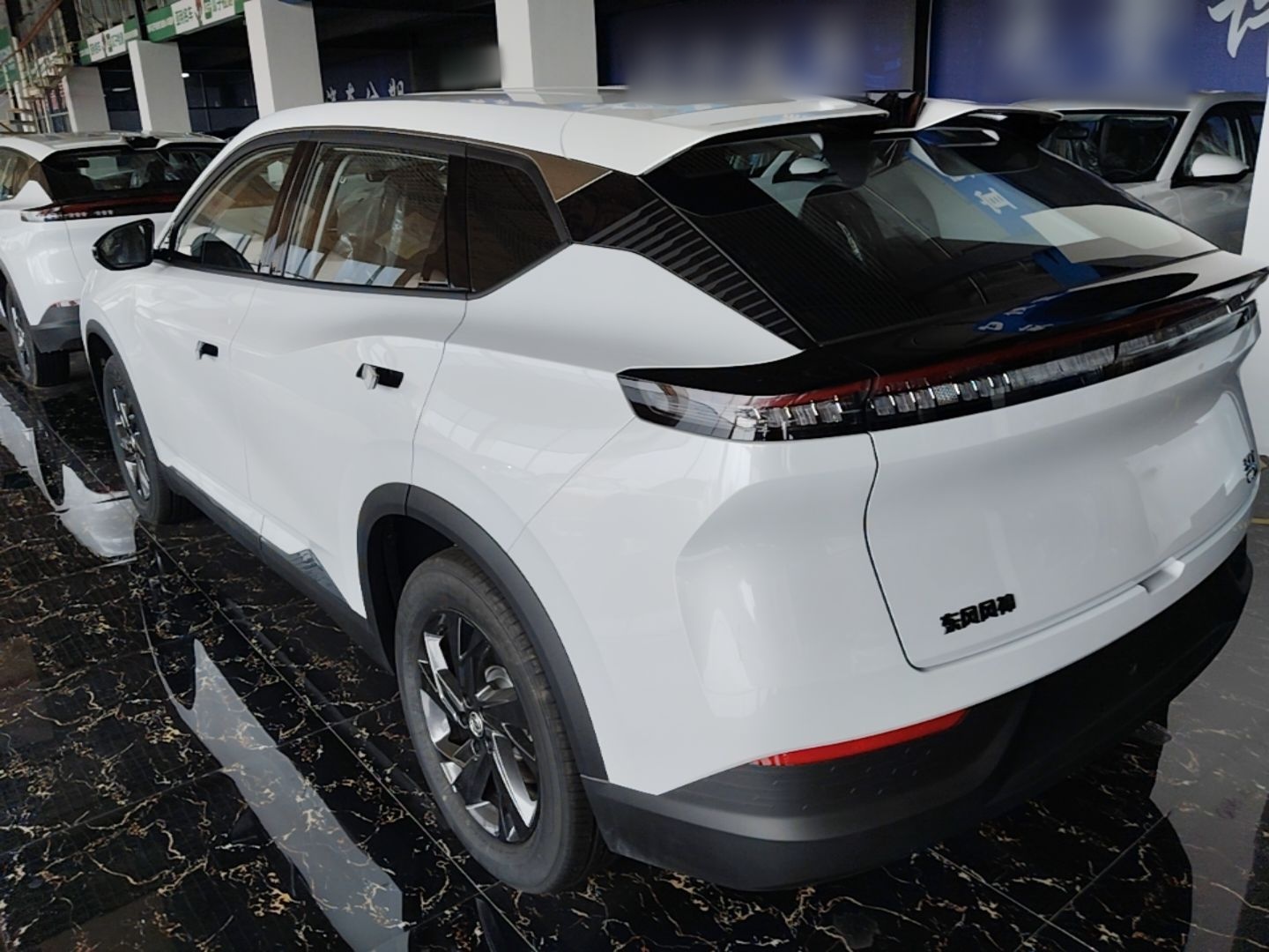 Dongfeng Aeolus SKY EV01 2025 530 km AIR Elite Edition — снимка 4