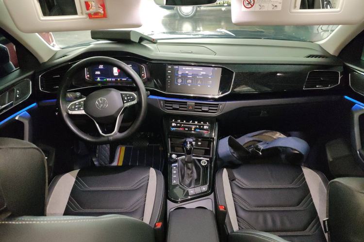 Used Volkswagen Tayron GTE Plug-in Hybrid 2022 1.4T Luxury Edition Center Console