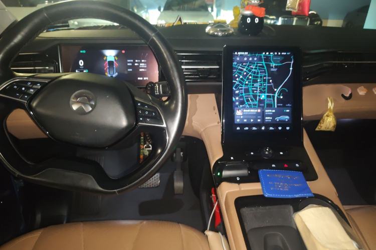 Used Nio ES8 2018 355 km Base Version 7-Seater Edition Center Console