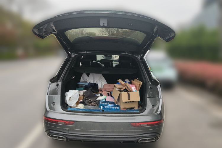 Used Audi Q5L 2023 40T Luxury Dynamic Model Trunk