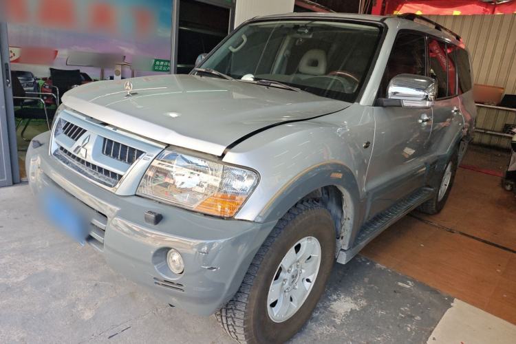 Used Mitsubishi Pajero 2011 V73 3.0L AT GLS