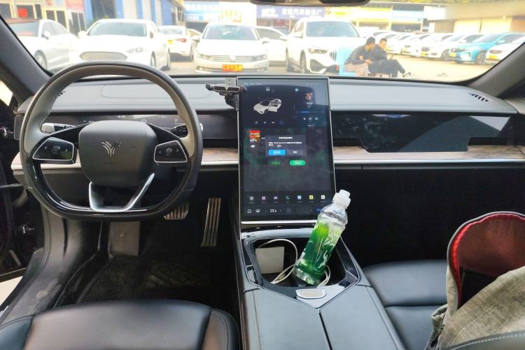 Used NETA S 2023 Pure Electric 520km Rear-Drive Lite Version Center Console