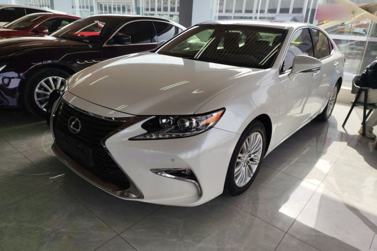 Used Lexus ES 2015 200 Elite Edition
