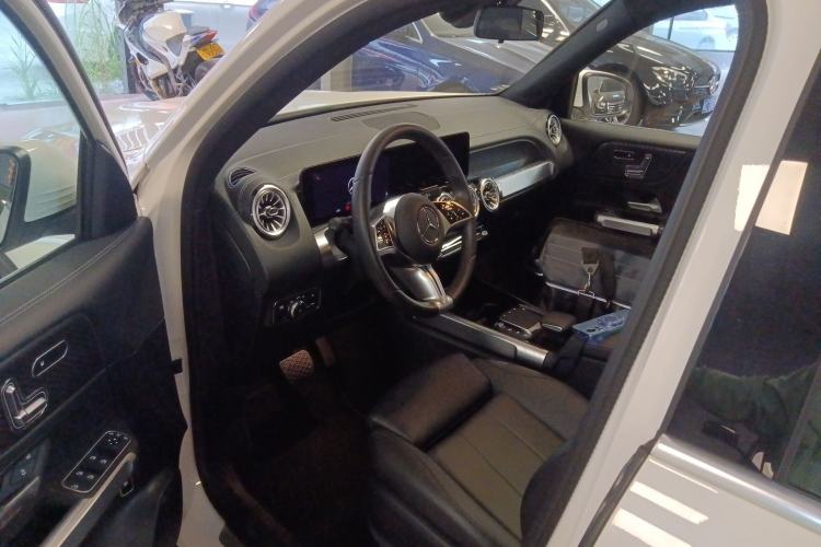 Used Mercedes-Benz GLB 2024 GLB 220 Fashion Model
