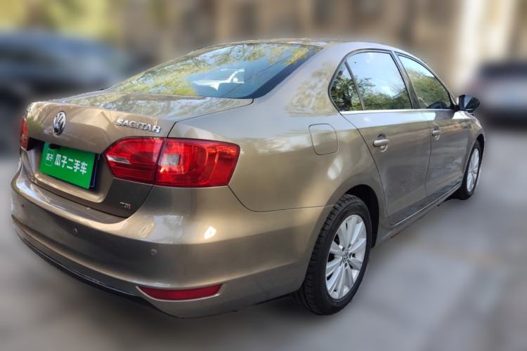 Used Volkswagen Sagitar 2014 1.4TSI Automatic Luxury Model Rear Right 45 Deg