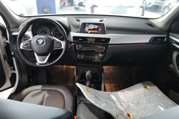 Used BMW X1 2016 sDrive18Li Fashion Model Center Console