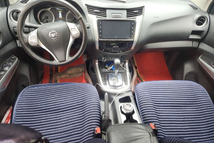 Used Nissan Terra 2020 2.5L XV 4WD Automatic Four-Wheel Drive Flagship Edition Center Console