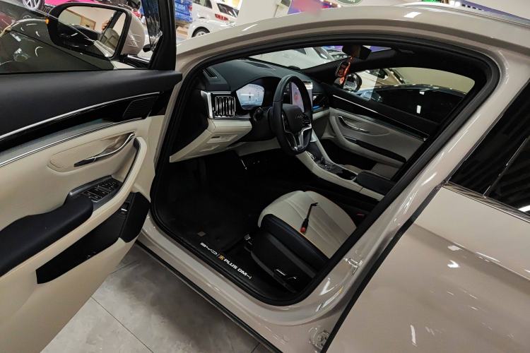 Used BYD Song PLUS New Energy 2024 HONOR Edition DM-i 110km Flagship PLUS