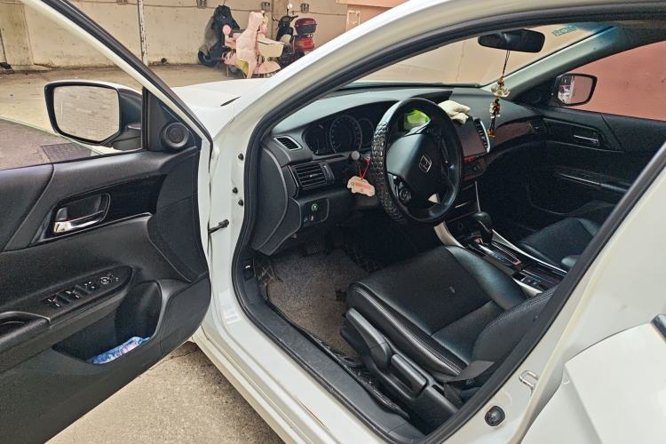 Used Honda Accord 2016 2.0L Comfort Edition Driver Seat