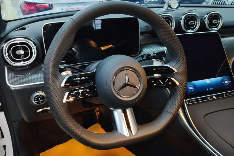 Used Mercedes-Benz C-Class 2025 C 260 L Sport Edition Steering Wheel
