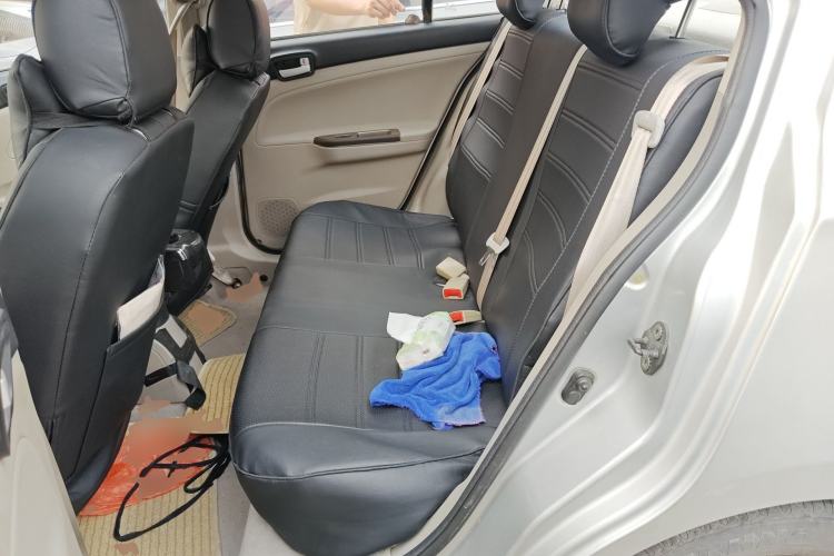 Used CHANGAN Alsvin V3 2012 1.3L Manual Comfort Version China IV Standard
