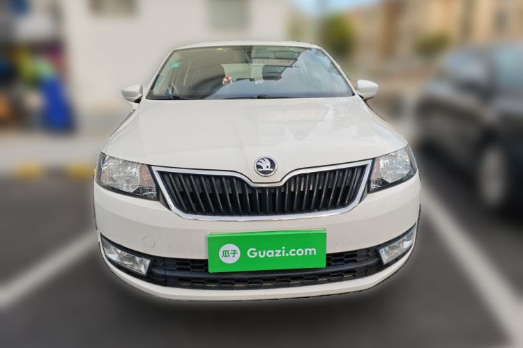 Used Skoda Rapid Spaceback 2016 Revised 1.6L Automatic Chuanxing Version Front