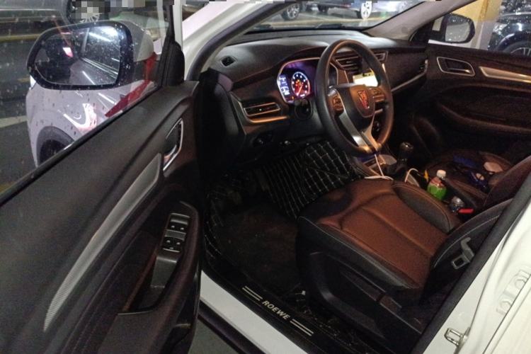 Used Roewe RX3 2020 1.6L Manual 4G Connect Ultra-Fresh Flagship Edition
