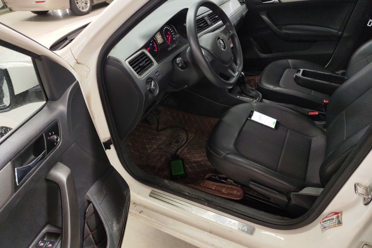 Used Volkswagen Santana 2015 Haval H6 1.6L Automatic Comfort Model