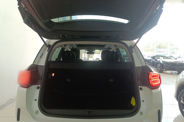 Used Citroen C5 AIRCROSS 2021 400THP Enjoyment Model Trunk