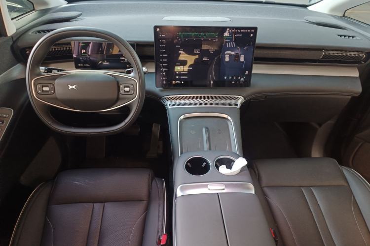 Used XPeng X9 2024 702 Ultra-Long Range Max
