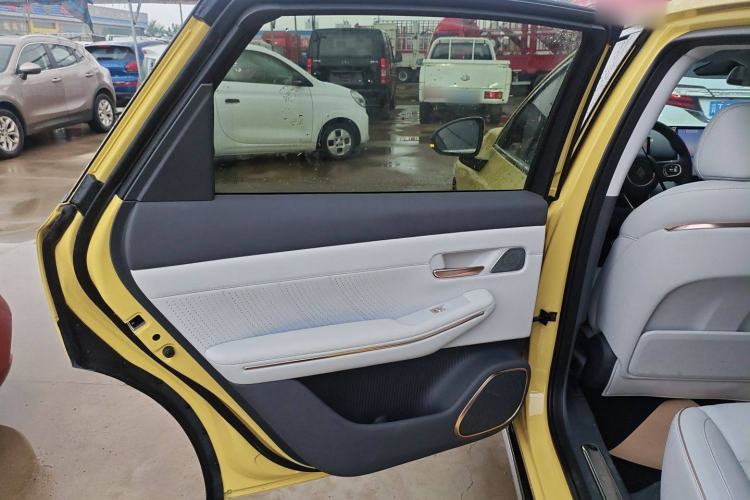 Used Baojun Enjoy 2025 Plug-in Hybrid 140km Luxury Edition
