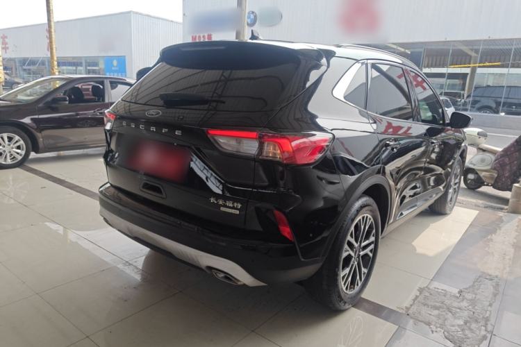 Used Ford Escape 2020 EcoBoost 245 Two-Wheel-Drive Titanium Edition
