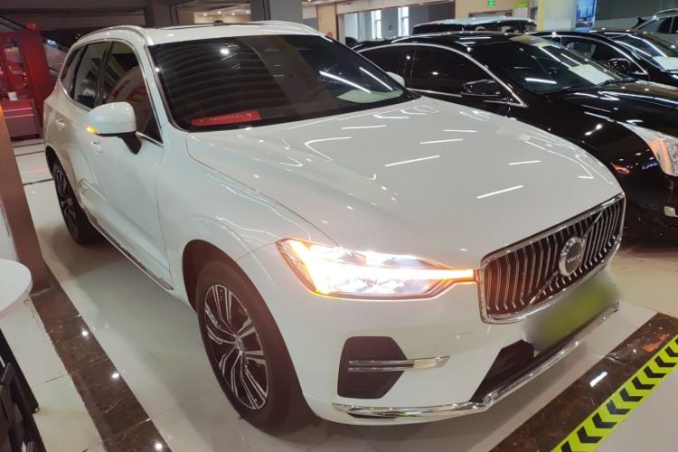 Used Volvo XC60 2022 B5 4x4 Smart Luxury Edition
