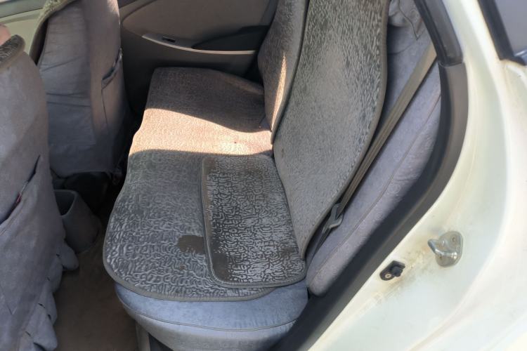 Used Hyundai Verna (older generation) 2010 Sedan 1.4L Automatic Comfort Model GS
