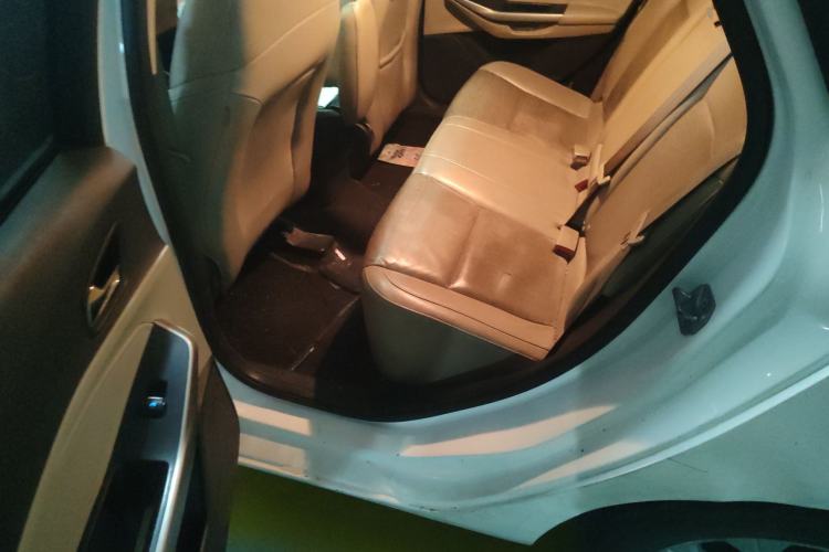 Used Ford Escort 2015 1.5L Automatic Fashion Model
