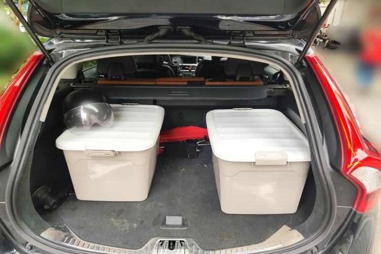 Used Volvo V60 2014 T5 Zhiya Edition
