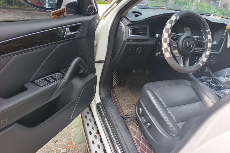 Used Zotye T600 2016 Sport Edition 2.0T DCT Prestige Model
