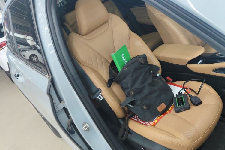 Used Geely Auto Monjaro L Extended Range Electric Version 2022 1.5T DHT Range-Extending Electric Flagship Edition Right Front Seat