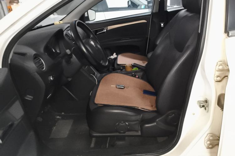 Used Roewe 350 2014 1.5L Manual Swift Edition
