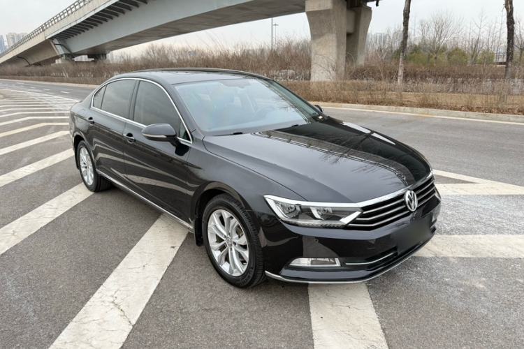 Used Volkswagen Magotan 2018 Facelift 330TSI DSG Luxury Model