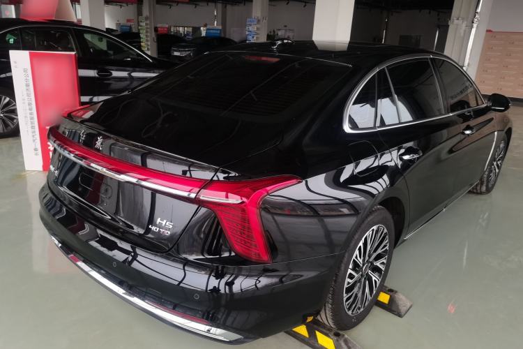 Used Hongqi H5 2025 2.0T Automatic Flag Edition – 500 000 Units Commemorative Version