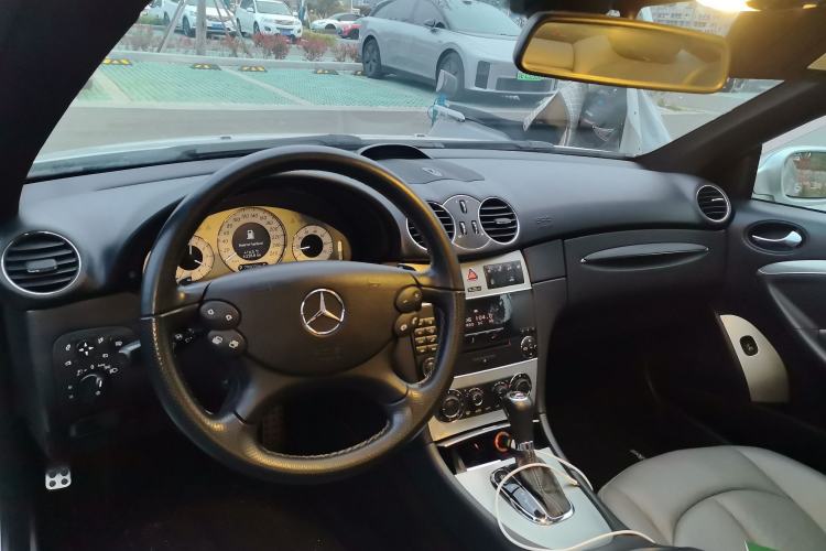 Used Mercedes-Benz CLK-Class 2006 CLK 280 two-door coupe
