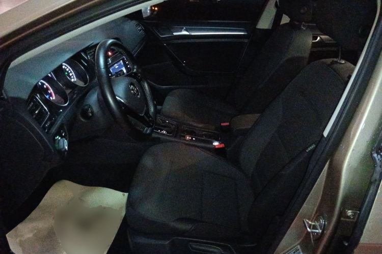 Used Volkswagen Golf 2017 230TSI Automatic Comfort Edition – Celebrating Milestone of One Million Units
