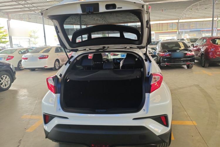 Used Toyota C-HR 2023 2.0L Leading Edition