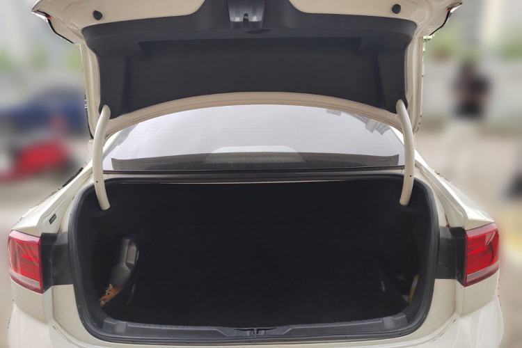 Used Volkswagen Lamando 2018 230TSI DSG Fashion Edition
