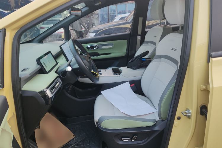 Used AION Y 2022 Plus 70 Smart Edition Left Front Seat