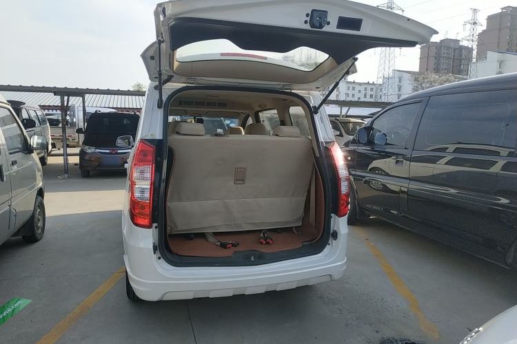 Used Wuling Hongguang 2014 1.5L S Standard Version
