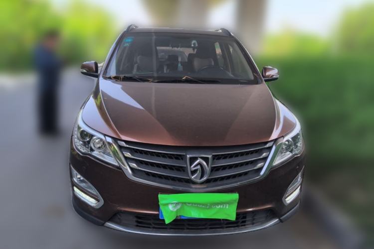 Used Baojun 560 2016 1.5T Manual Luxury Model
