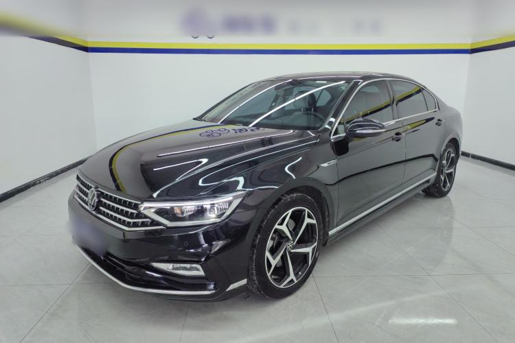 Used Volkswagen Magotan 2023 2 Million Units Commemorative Edition 330TSI DSG Luxury Version
