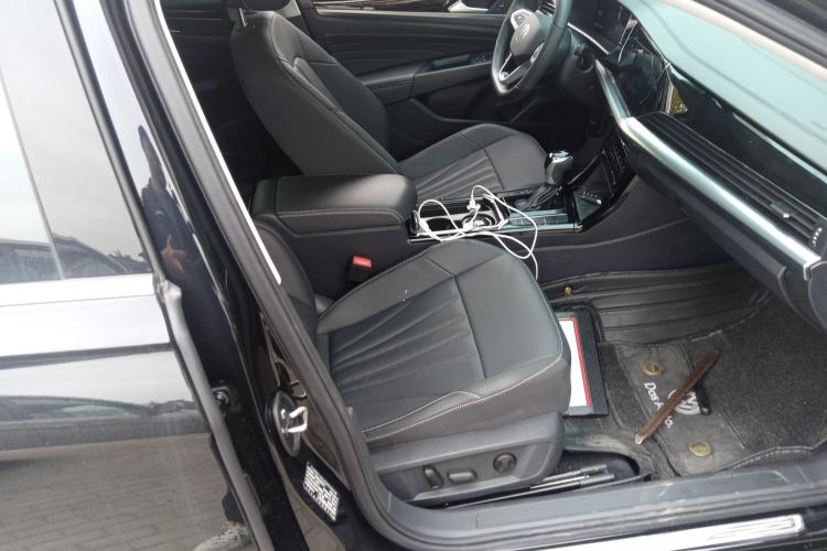 Used Volkswagen Passat 2025 Outstanding Model 330TSI Elite Edition
