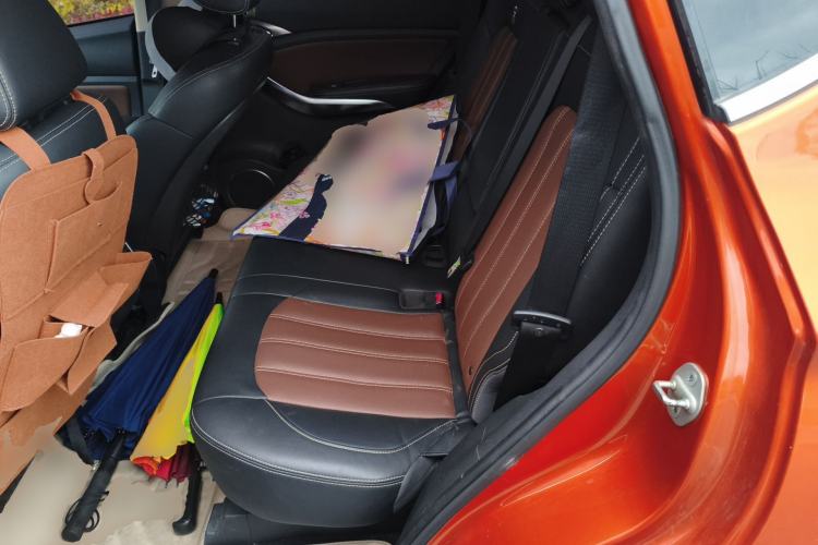 Used BYD Song New Energy 2017 Song DM 1.5TID All-Wheel Drive Luxury Model Left Rear Seat