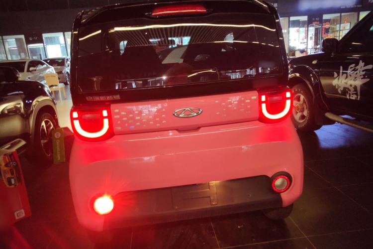 Used Chery QQ Ice Cream 2022 170km Sundae Phosphate Lithium-Ion
