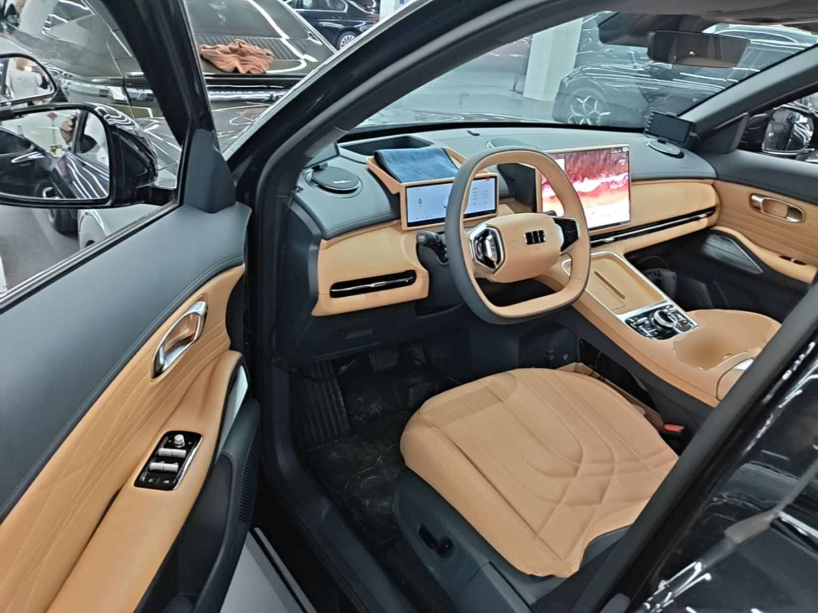 Geely Galaxy Xingjian 7 EM-i 2025 120km Exploration+ Version — снимка 18