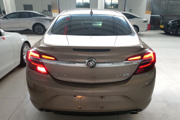 Used Buick Regal 2015 2.0L Elite Fashion Edition Rear