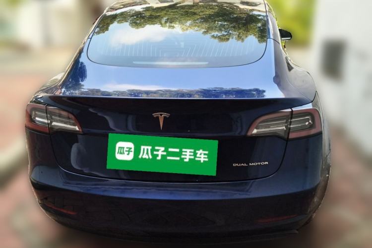 Used Tesla Model 3 2019 Long-Range All-Wheel-Drive Version