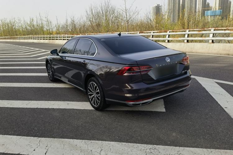 Used Volkswagen Phideon 2018 Revised Version 380TSI Two-Wheel Drive Business Edition Exterior 6