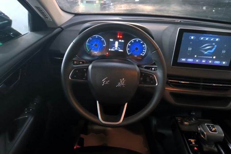 Used Hongqi E-QM5 2022 431 km Charge & Enjoy Edition