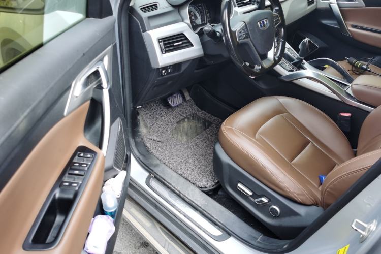 Used Geely Auto Emgrand X7 Sport 2016 1.8TD Automatic ZhiZun Version
