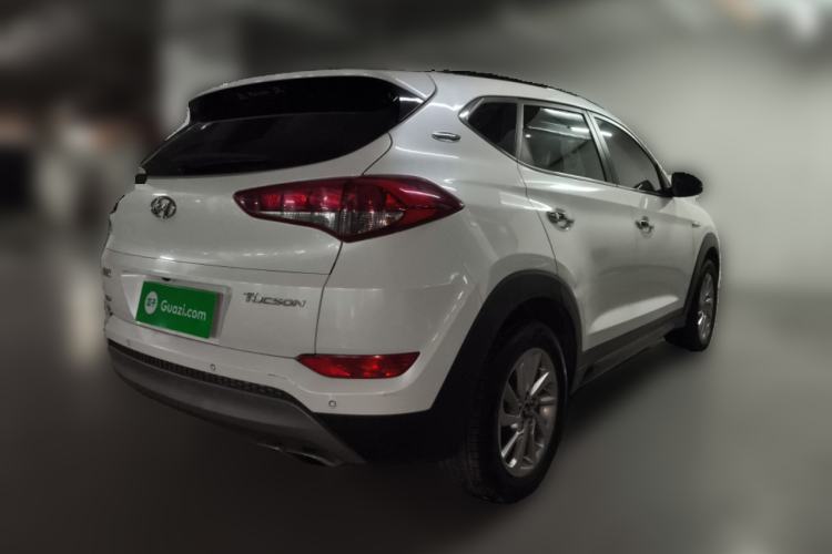 Used Hyundai Tucson 2018 1.6T Dual-Clutch Two-Wheel Drive 15th Anniversary Special Edition Rear Right 45 Deg