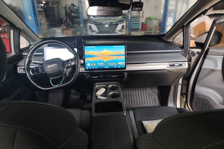 Used AION Y 2023 Plus 510 Enjoy Edition